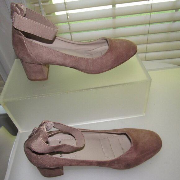 White Mountain Makayla Taupe Suede Block Heel Ankle Strap Pumps Women’s 8M - Picture 4 of 9